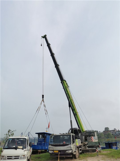 诸城市桥梁建设吊装案例